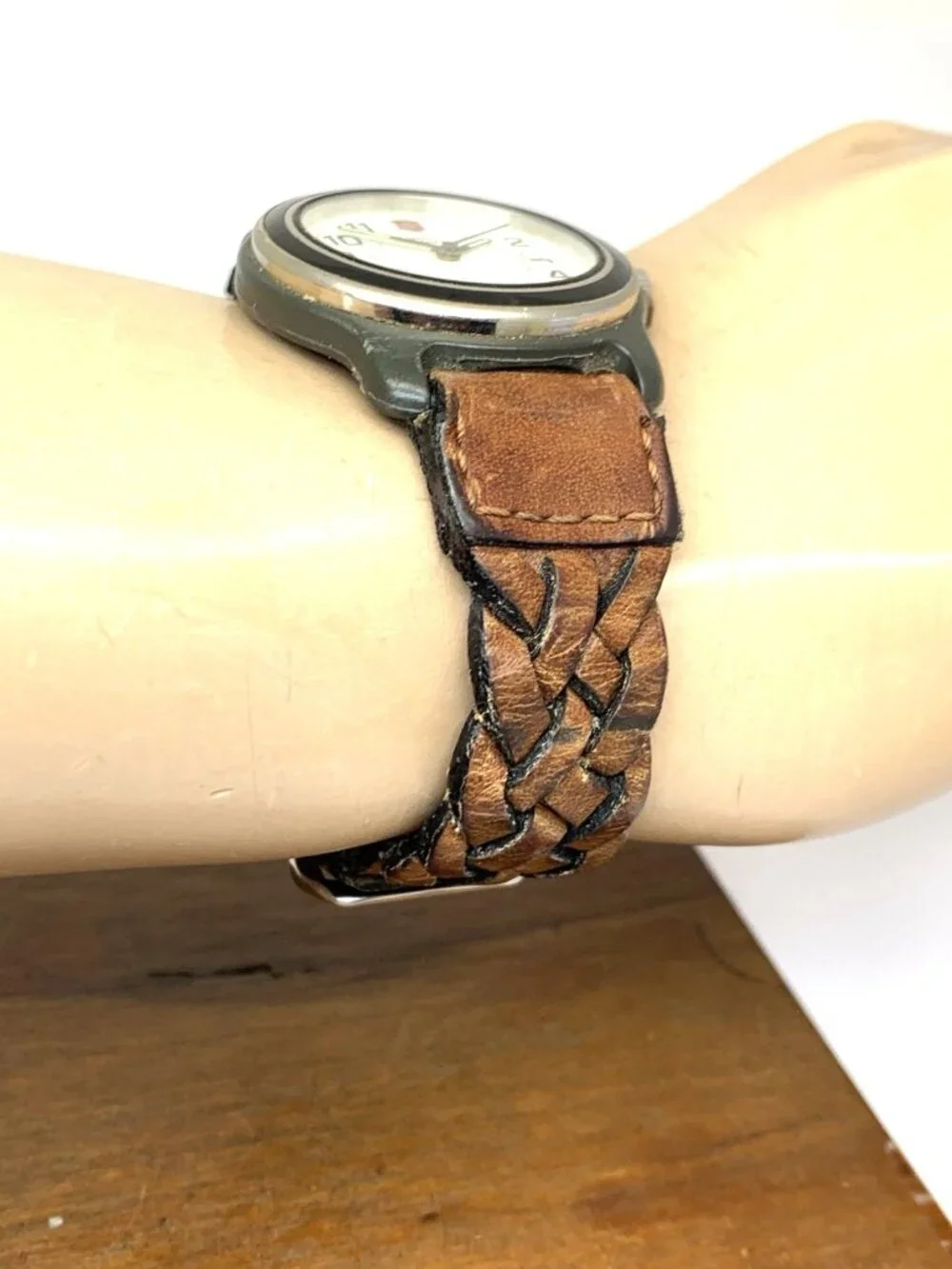 Victorinox Swiss Army Unisex Field Watch Quartz White Dial Brown Leather 34mm